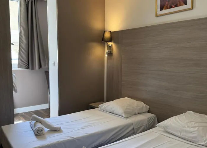 Hotel & Dreams 3*